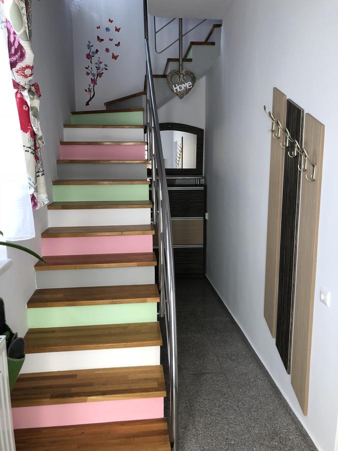 Smiley Apartment Sibiu Exteriér fotografie
